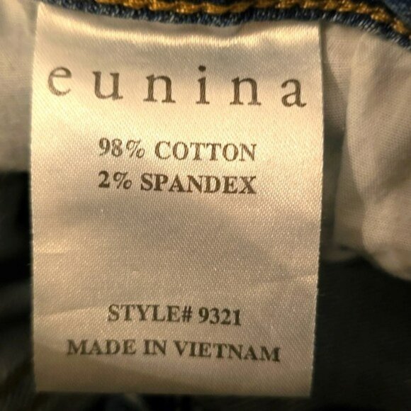 Eunina Women's Super High Rise Mom Jeans Size 15 Blue Denim Ankle Tyler Stretchy - Picture 7 of 14